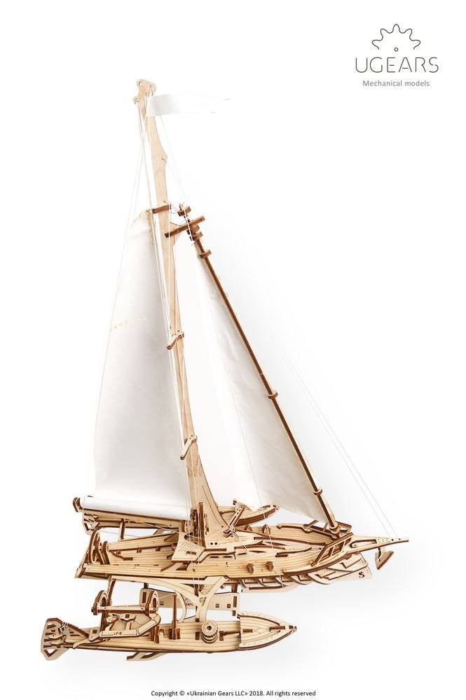 UGEARS Trimaran Merihobus